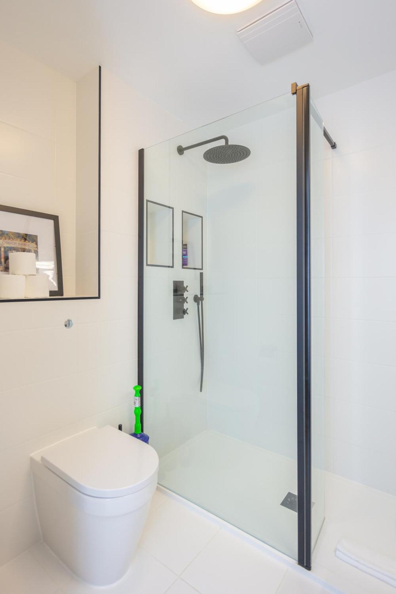 Stylish 1 Bedroom Apartment In Holborn In A Great Location London Exterior foto